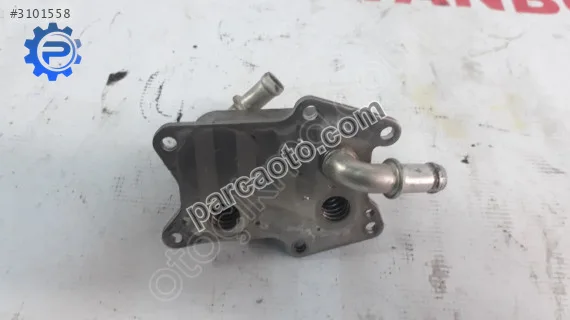 Mercedes c 205 yağ soğutucu motor bloğundaki a2741880101 benz