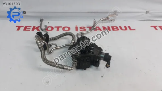 Mercedes c 205 mazot pompası dizel 0445010439