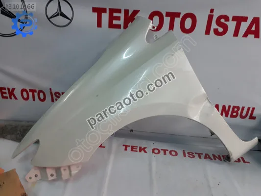 Toyota auris çamurluk ön sol