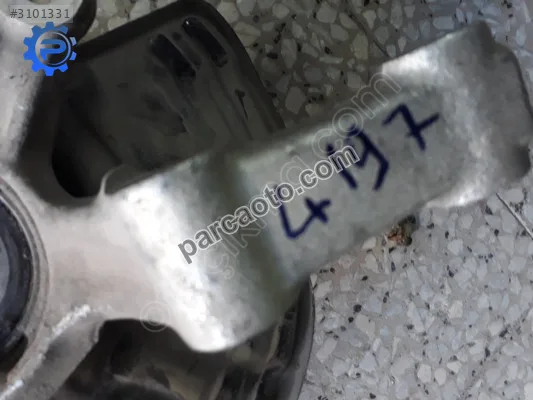 A b cla 246 taşıyıcı sağ a2464210620