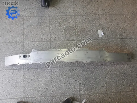 Mercedes C 205 TAMPON DEMİRİ ÖN