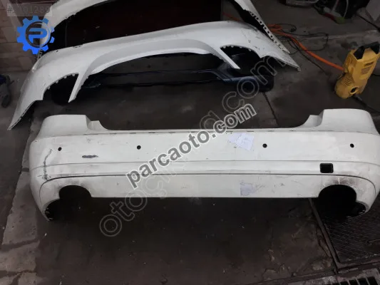 Mercedes E 212 TAMPON ARKA