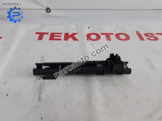 A b c cla gla  emniyet kemeri yükseklik ayarı a0008600388