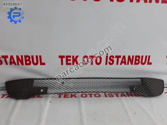 Mercedes a 176 tampon ızgarası orta ızgara