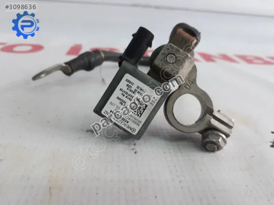 Mercedes c 205 kaput hidroliği sağ a2059800164