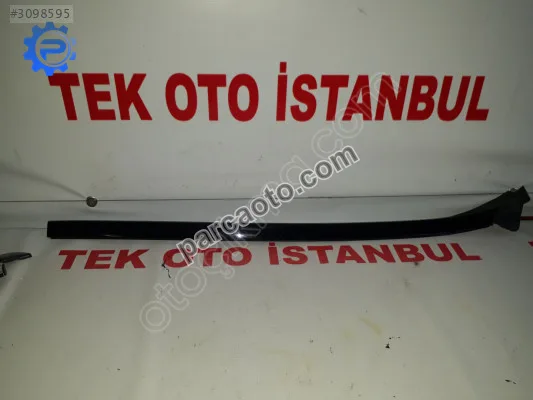 Mercedes e 212 çıta ön cam çıtası sağ a2126901082