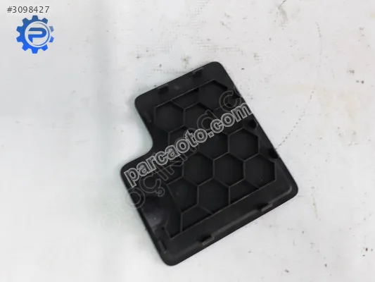 Mercedes c 205 kapak torpido alt kapağı a2058870000