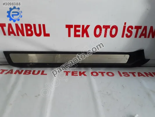 Mercedes e 207 bakalit sağ eşik bakaliti yazılı a2076800235