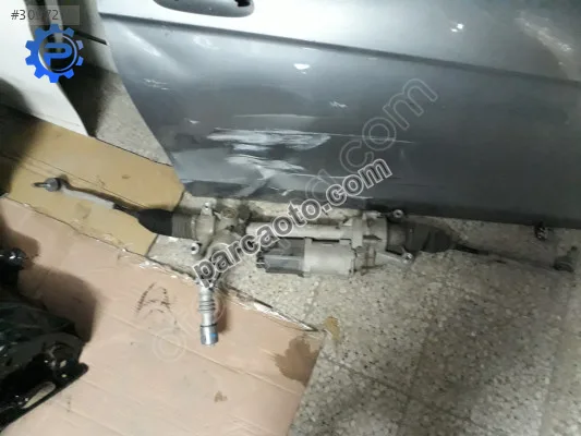 Mercedes c 205 direksiyon kutusu dizel c200