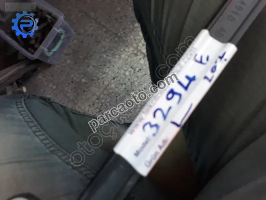 Mercedes e 207 emniyet kemer motoru sol a2078600182
