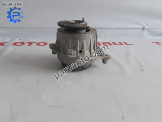 Mercedes c 205 motor kulağı sol a2052406417