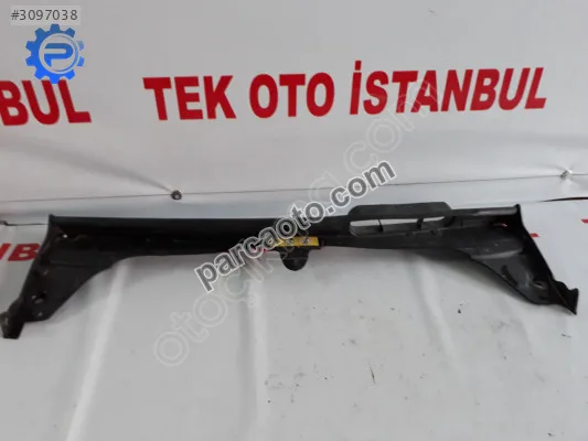 Mercedes c 205 coupe radyatör üst panel a2055000055