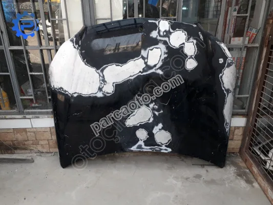 Mercedes e 212 kaput makyajlı kasa