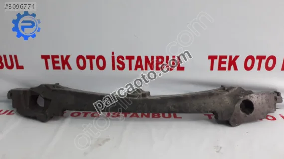 Mercedes B 246 TAMPON KÖPÜĞÜ A2468850037