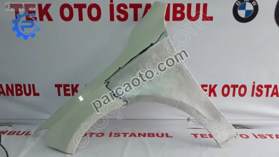 Cla 117 çamurluk ön sol