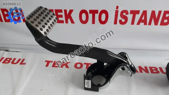 E c glk  fren pedalı a2042902101