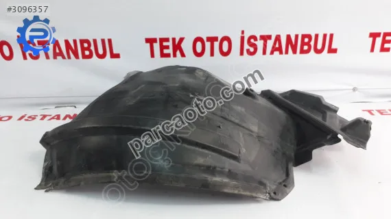 Mercedes e 212 davlumbaz sol önün arkası
