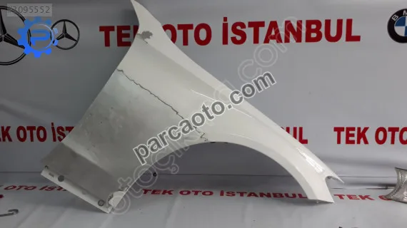Mercedes C 205 ÇAMURLUK ÖN SAĞ