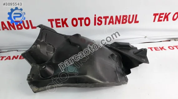 Mercedes c 204 davlumbaz sol önün arkası