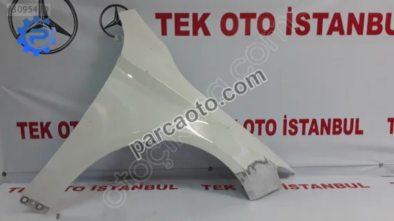 Cla 117 çamurluk ön sağ a1178810201