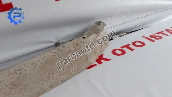 Mercedes a b cla 246 tampon demiri ön a2466201834