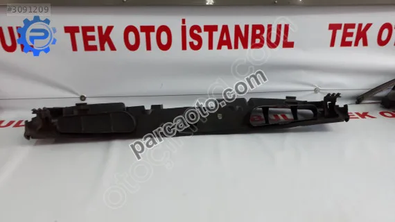 Mercedes c 204 üst panel radyatör a2045000155