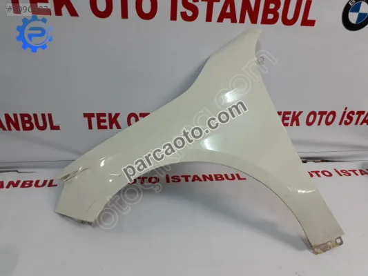 Mercedes A 176 ÇAMURLUK ÖN SOL A1768810101