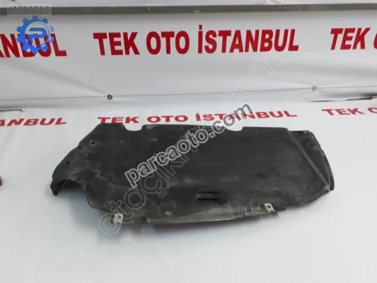 Mercedes c 205 muhafaza arka alt egsoz a2056900407