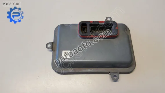 Mercedes 204 BEYİN FAR ZENON A2048700126