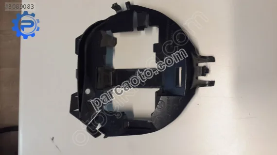 Mercedes a b cla ml gla 246 amblem cam arkası a2468880014