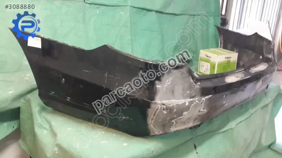 Mercedes E 212 TAMPON ARKA A2128857625