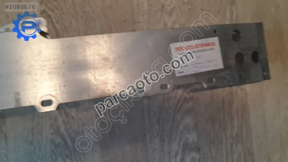 Mercedes c 205 tampon demiri ön a2056202034