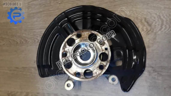Mercedes a cla b 117 176 246 taşıyıcı ön sola2464210720
