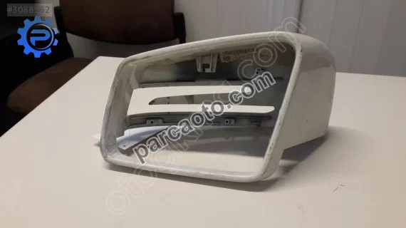 Mercedes E 212 AYNA KAPAĞI SOL A2129067301