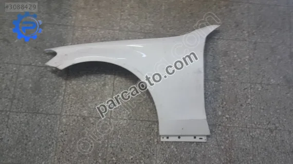 Mercedes C 205 ÇAMURLUK ÖN SOL A2058810101