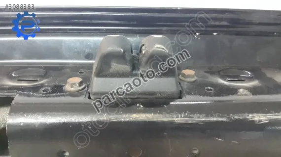 Mercedes e 212 kilit bagaj kilidi