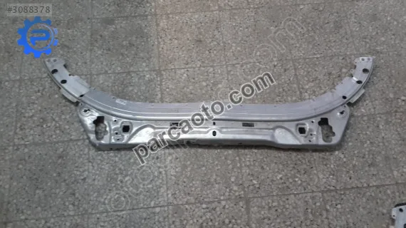 Mercedes C 205 ÖN PANEL A2056203301