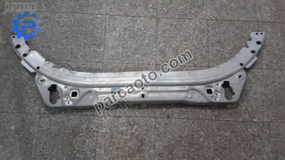Mercedes C 205 ÖN PANEL A2056203301
