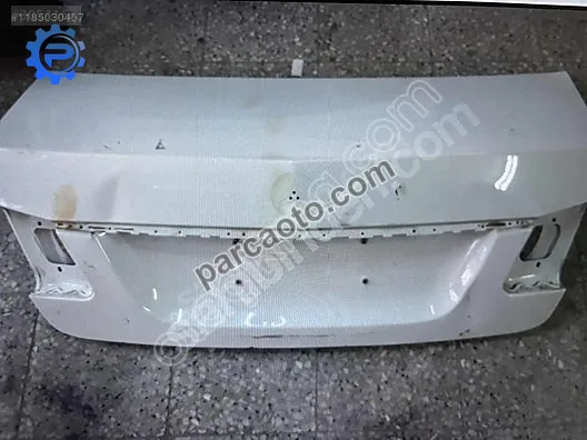 Mercedes e serisi 212 kasa bagaj kapağı