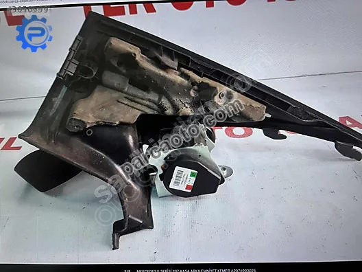 Mercedes e serisi 207 kasa arka emniyet kemer a2076903025