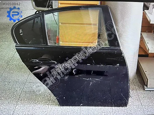 Bmw 3 seri e90 kasa sağ arka kapı camlı dolu iç döşeme hariç