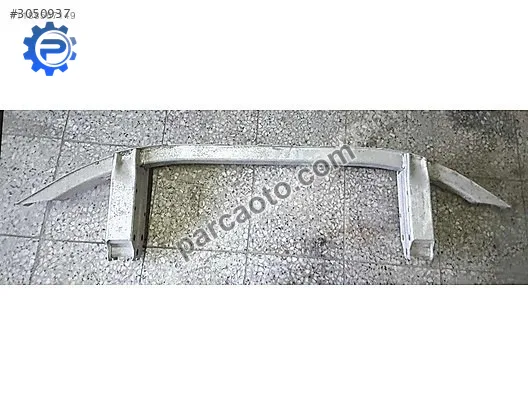 Bmw 5 seri g31 kasa ön tampon demiri