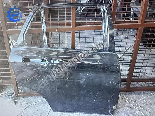 Mercedes glc serisi 253 kasa sağ arka kapı