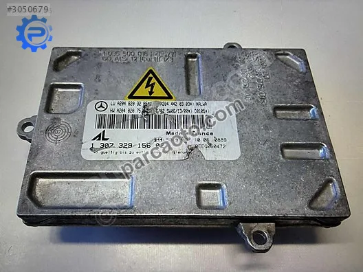 Mercedes c serisi 204 kasa far beyni a2048203285