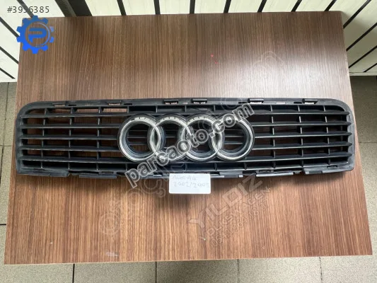 Audi A4 8E0853651F Çıkma Ön Panjur 2002-2005