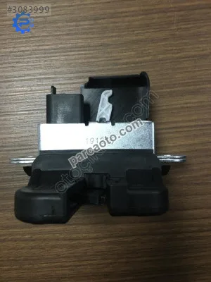 Volkswagen Golf-Passat-Touran Arka Bagaj Kilidi 5K0827505A