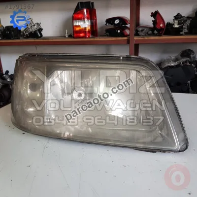 Volkswagen Transporter T5 Sağ Far Orijinal Çıkma 2004 - 2009