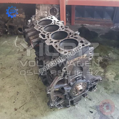 Volkswagen Passat 2.0 TDI BKP Çıkma Yarım Motor Blok