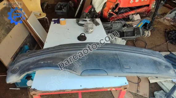 Mercedes SLK 97 04 çıkma torpido