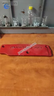 Mercedes SLK 200 çıkma motor  üst kapağı